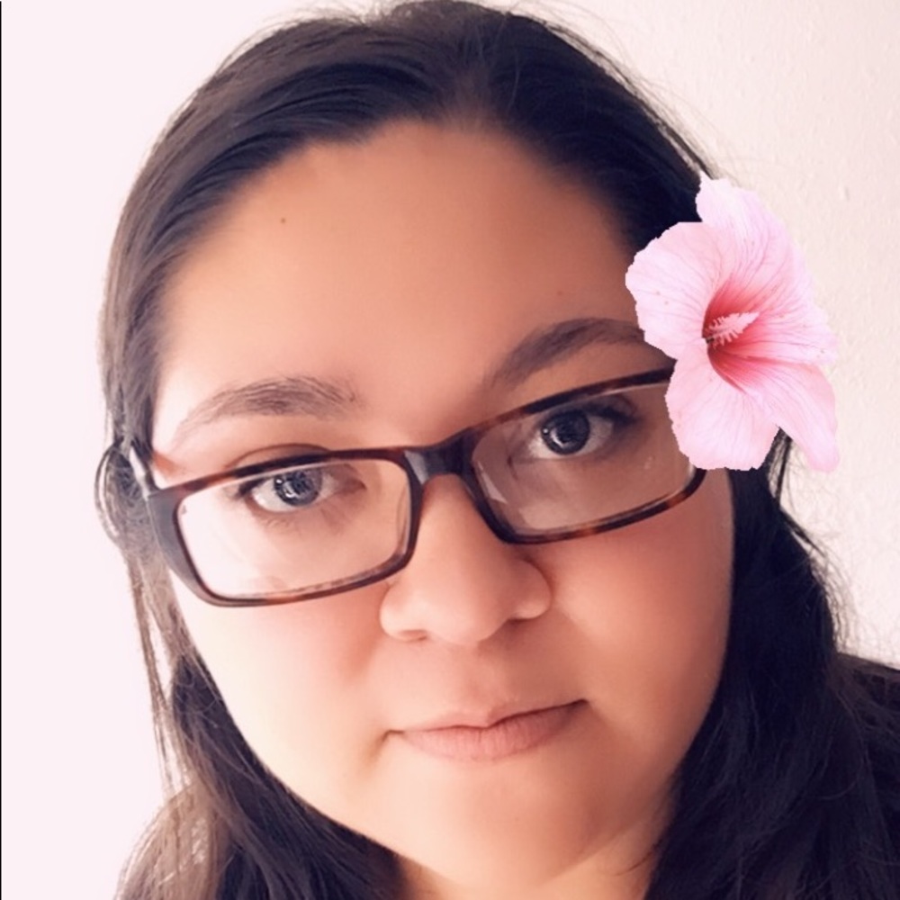 Meet your Posher, Noemi